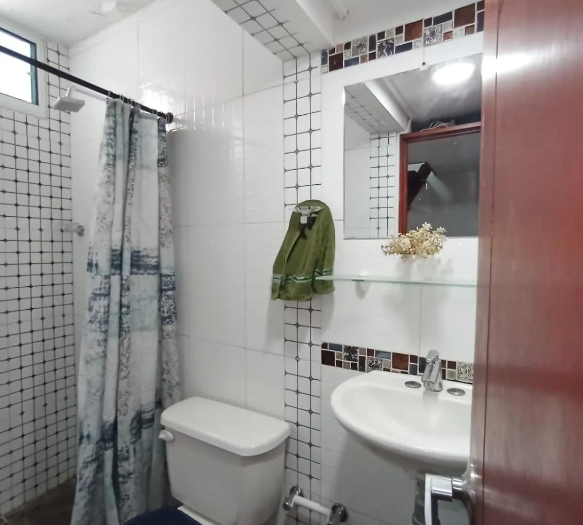 Karodevip Como En Casa Quinto Piso Acceso Por Escaleras Barranquilla  Apartment